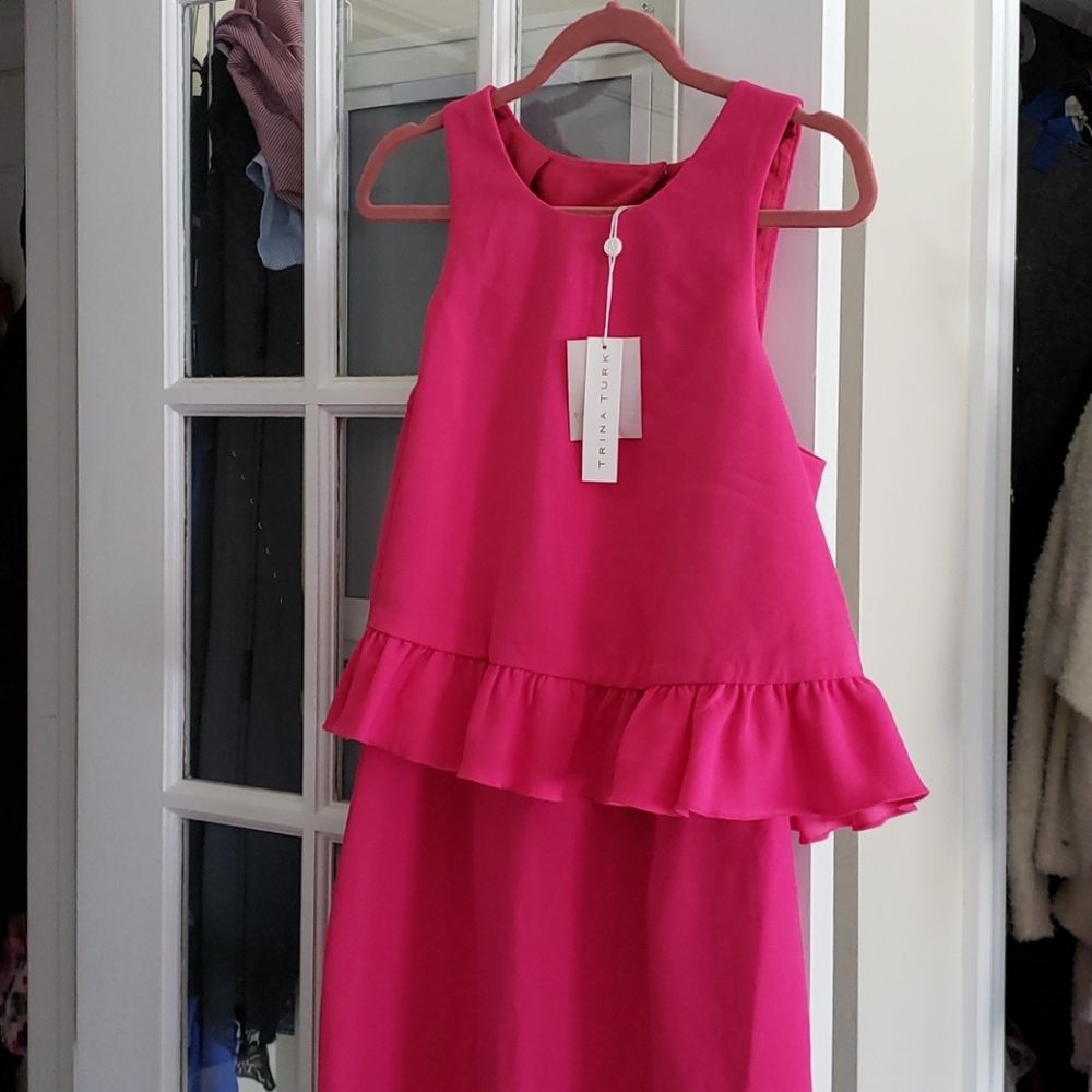 TRINA TURK pink dress , brand new size 8